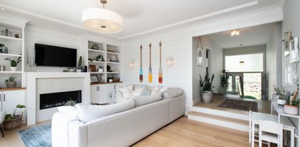 953 Shavington Street, North Vancouver