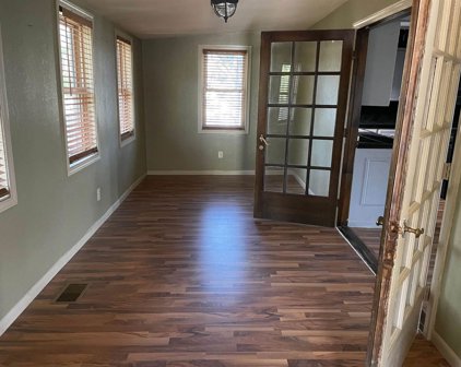 101 IRONGATE Avenue, Hot Springs