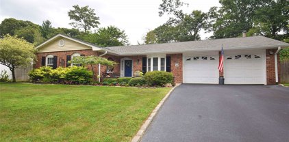 48 Dorothy Street, Port Jefferson Station