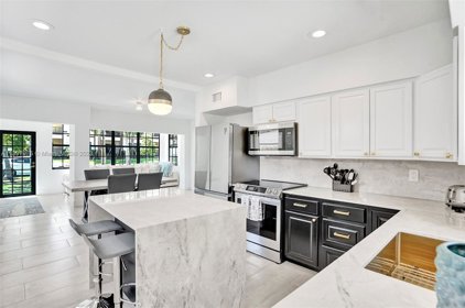 541 Ne 14th Ct, Fort Lauderdale