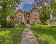 18 Robin Trail, Conroe image