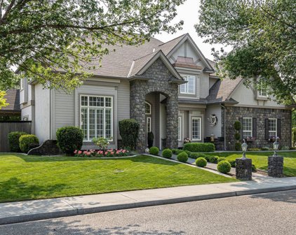 111 Mesa Dr, Richland