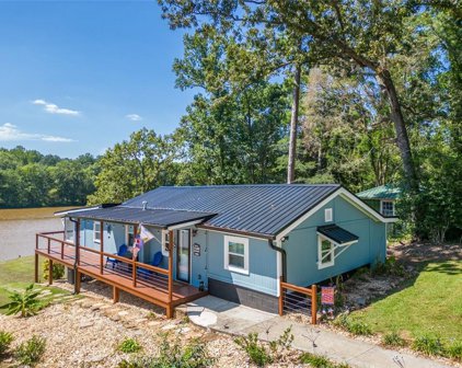 100 S S River Bend, Jackson