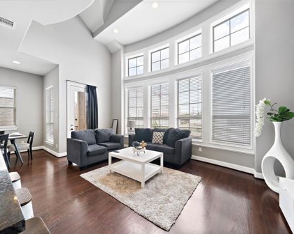 2512 Leeland Street, Houston