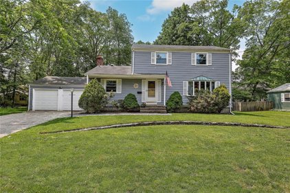 13 Wedgewood  Lane, Barrington