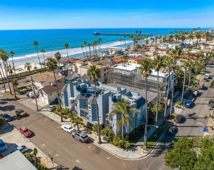 200 Pine St Unit 1, Oceanside