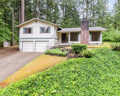 7028 Glen Terra Court SE, Olympia
