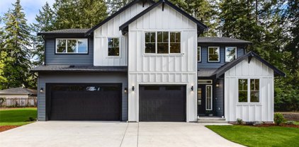 8158 Veterans Drive SW, Lakewood