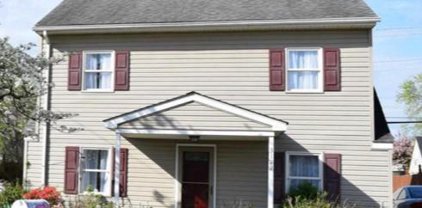 3122 Baybriar Rd, Dundalk