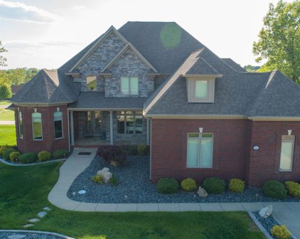 764 Oak Creek Dr, Mt Washington