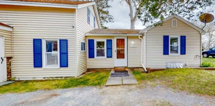 9 Bells Neck Rd Unit 2, Harwich