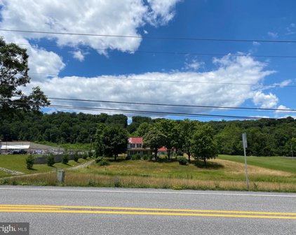 58 Kyne Ln, Berkeley Springs