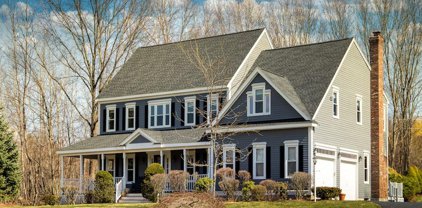 25 Smith St, Westborough