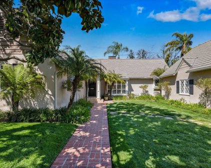 12521 Sarah Street, Studio City