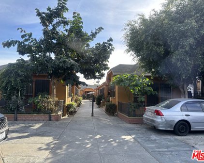 420 E 51st St, Los Angeles