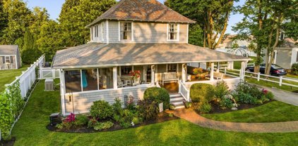 30/30R Ocean Avenue, Scituate
