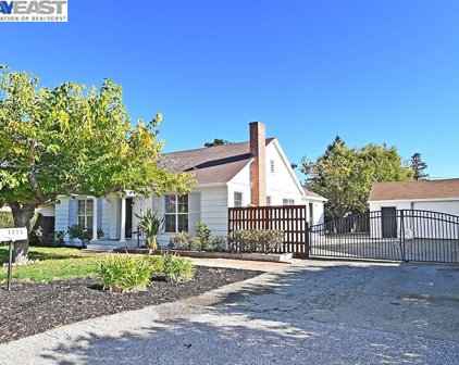1111 El Monte, Mountain View
