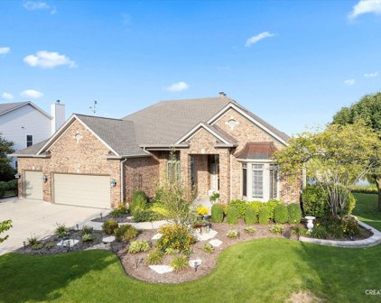 905 Elm Street, Sugar Grove