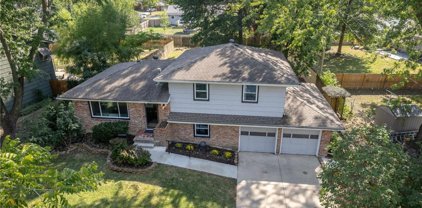 1001 E Willow Drive, Olathe