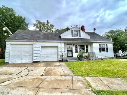 912 Whitby Road, Cleveland Heights