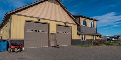 16 Bearcat Loop, Belgrade