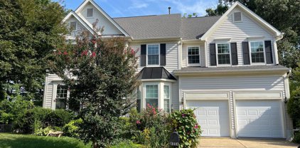 4004 Crestar Ct, Fairfax