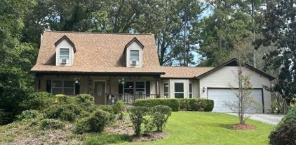 1048 Basswood Court, Riverdale