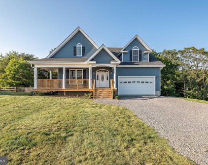 365 Prado Way, Berkeley Springs