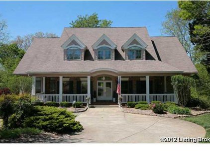 4404 Royal Oak Ct, Crestwood