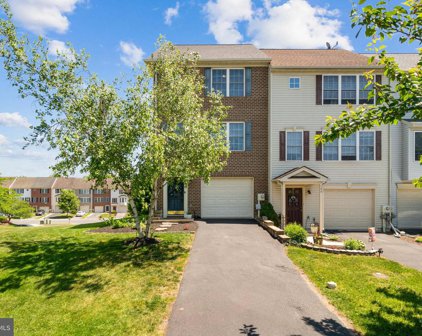 102 Ritter Dr, Martinsburg