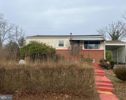 1604 Fenwood Ave, Oxon Hill