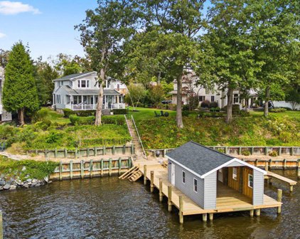 389 South Dr, Severna Park