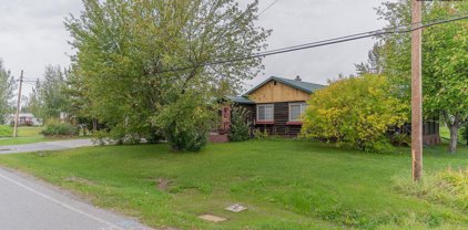 105 7th Avenue, North Pole