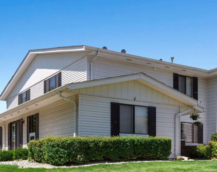 162 Chatham Court Unit #B, Bloomingdale