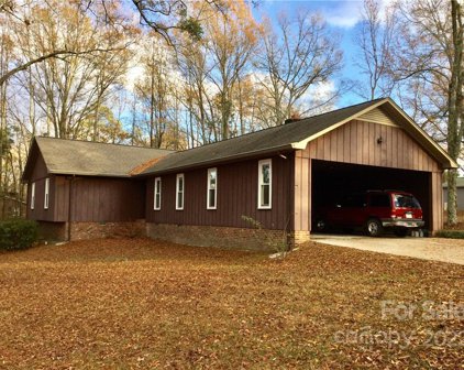 2765 Pineview  Drive, Lancaster