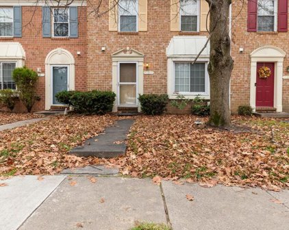 7 Hamlet Dr, Owings Mills