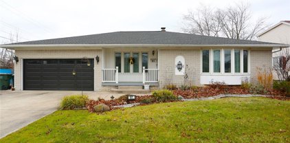 97 Dorset Drive, Lancaster