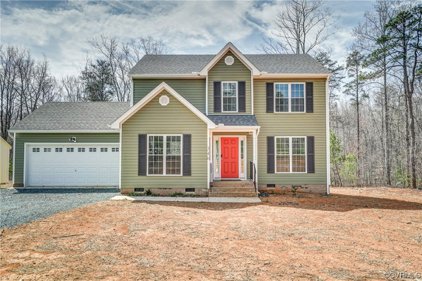 346 Hickory Creek Lane, Louisa