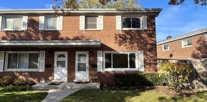 1134 N Boxwood Drive, Mount Prospect