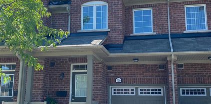 736 Wendy Culbert Crescent, Newmarket