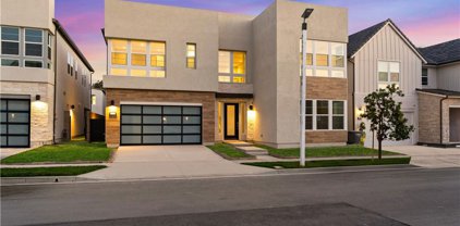 170 Buckeye, Lake Forest