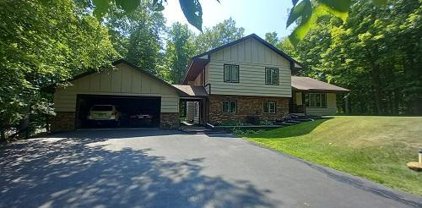 33633 Chippewa Drive, Grand Rapids