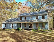 4 Tiffany Court, East Hampton image
