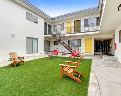 2033 Chariton Street, Los Angeles