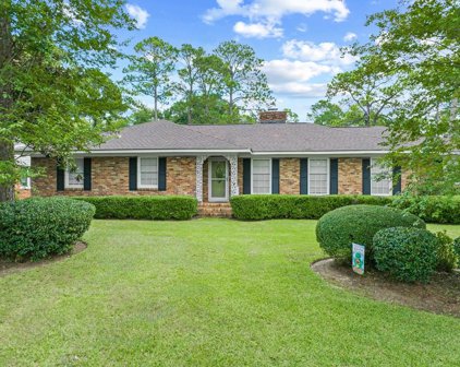 1907 Lake Ridge Drive E, Albany
