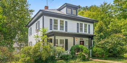 404 W Main St, Louisa