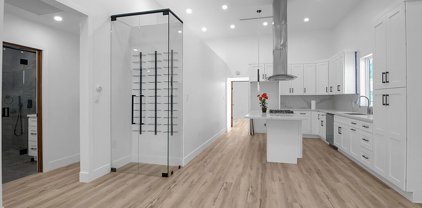 5015  Noble Ave, Sherman Oaks