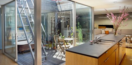 2203 S Union Ave, Los Angeles