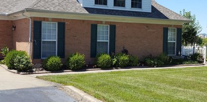 1103 White Clover Way, La Grange