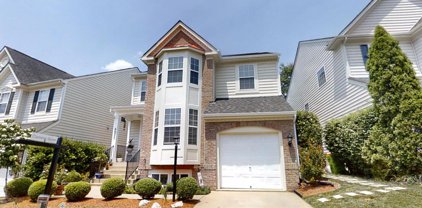 8826 Carpenters Hall Dr, Lorton